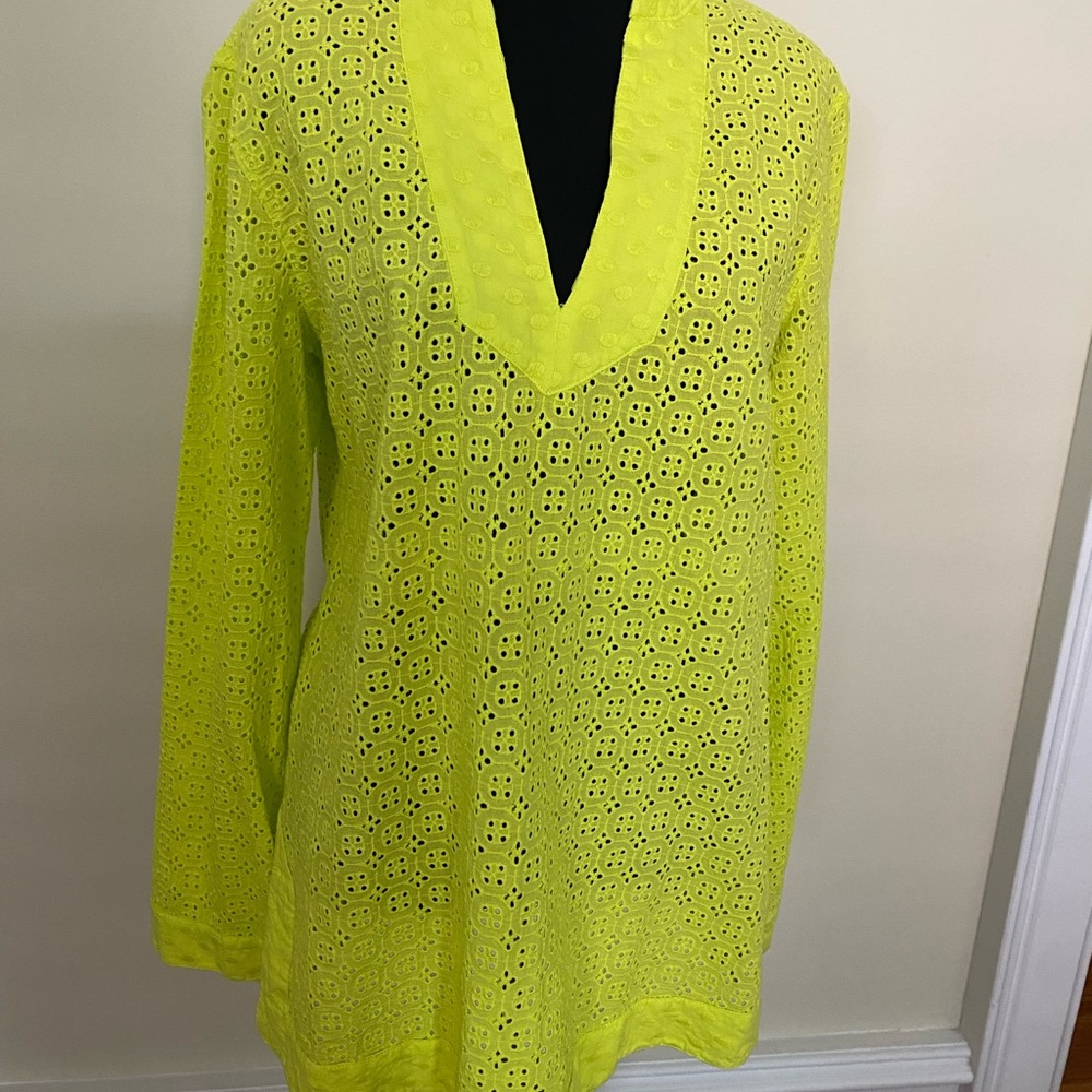 NWT C.Wonder Eyelet Tunic - size M🌴